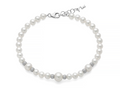 Bracciale di perle Oriente collezione Venere con sei boule in argento e topazi bianchi.