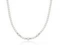 Collana di perle Oriente collezione Venere con sei boule in argento e topazi bianchi.